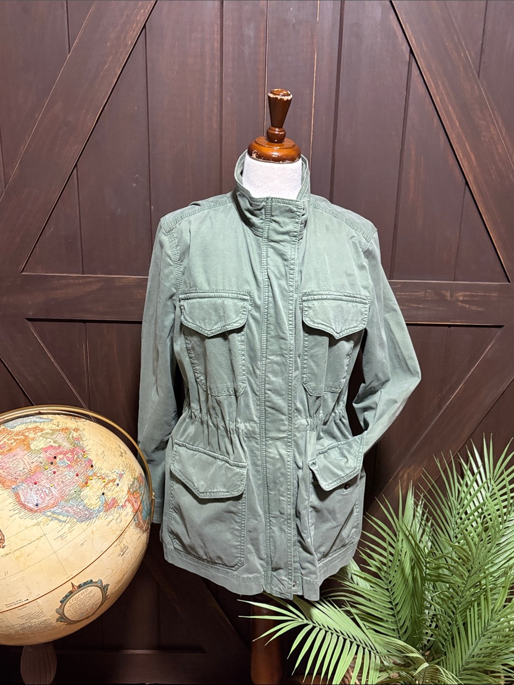 GAP Military-Style Olive Utility Jacket with Drawstring Waist